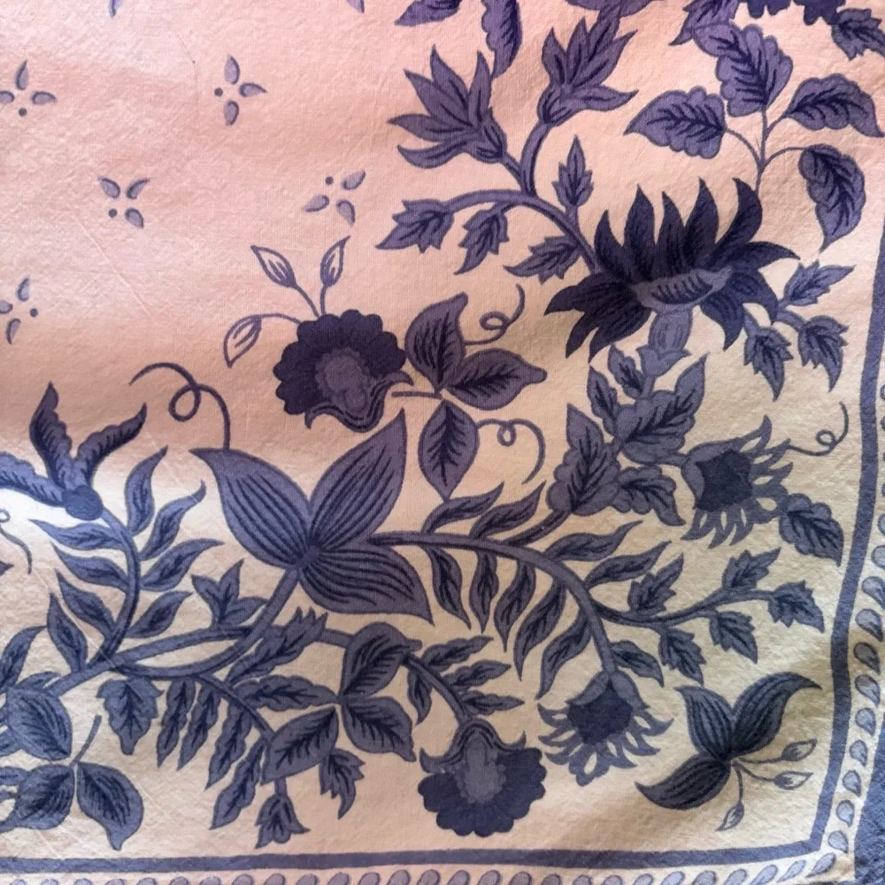 Williams Sonoma Blue Provence Tablecloth 58x80" & 12 Matching Napkins Set - Picture 9 of 9